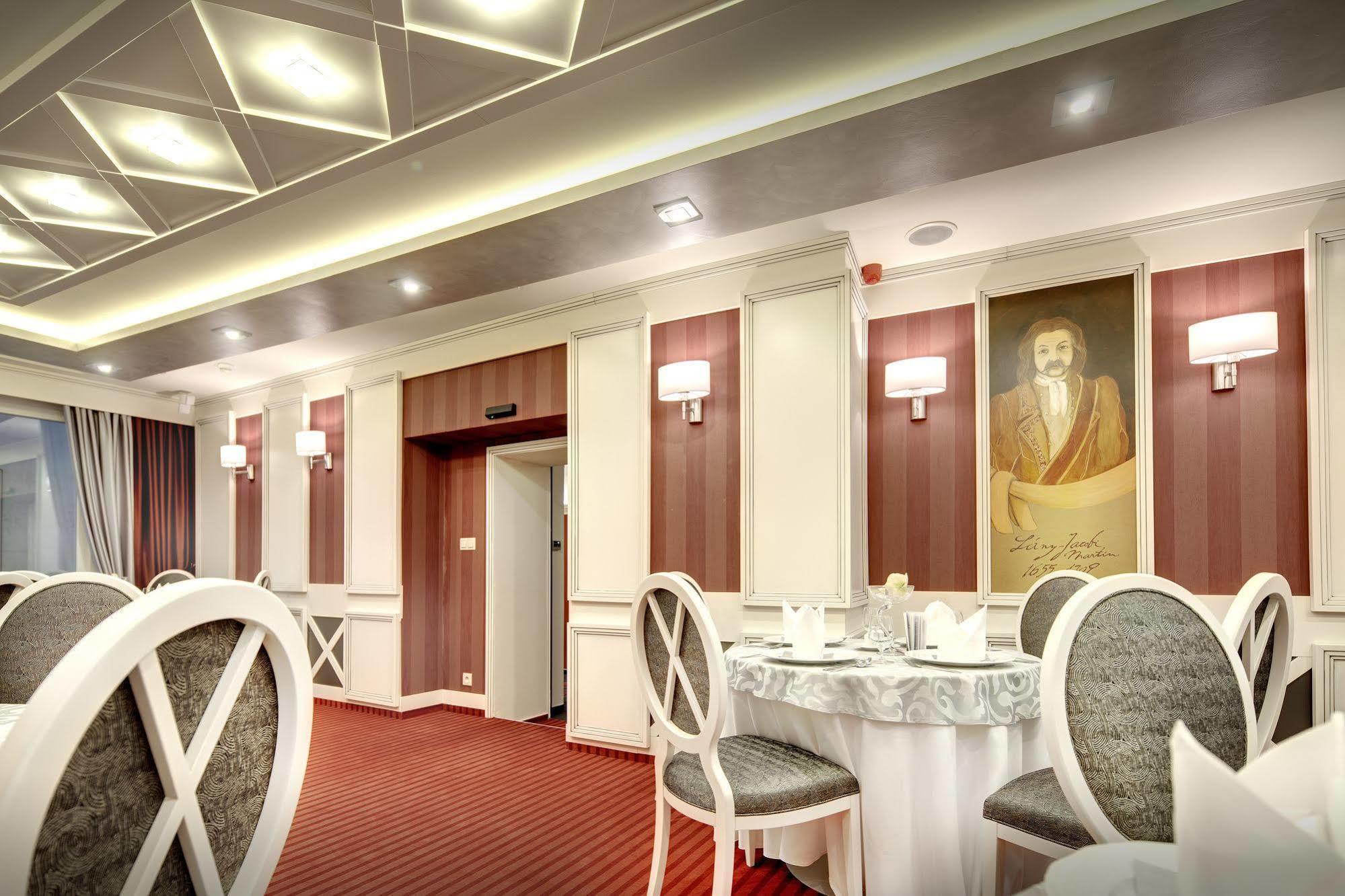 Boutique Hotel Hviezdoslav Kežmarok Esterno foto
