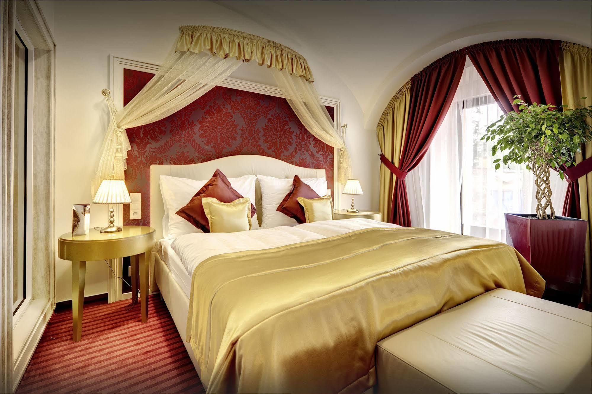 Boutique Hotel Hviezdoslav Kežmarok Esterno foto