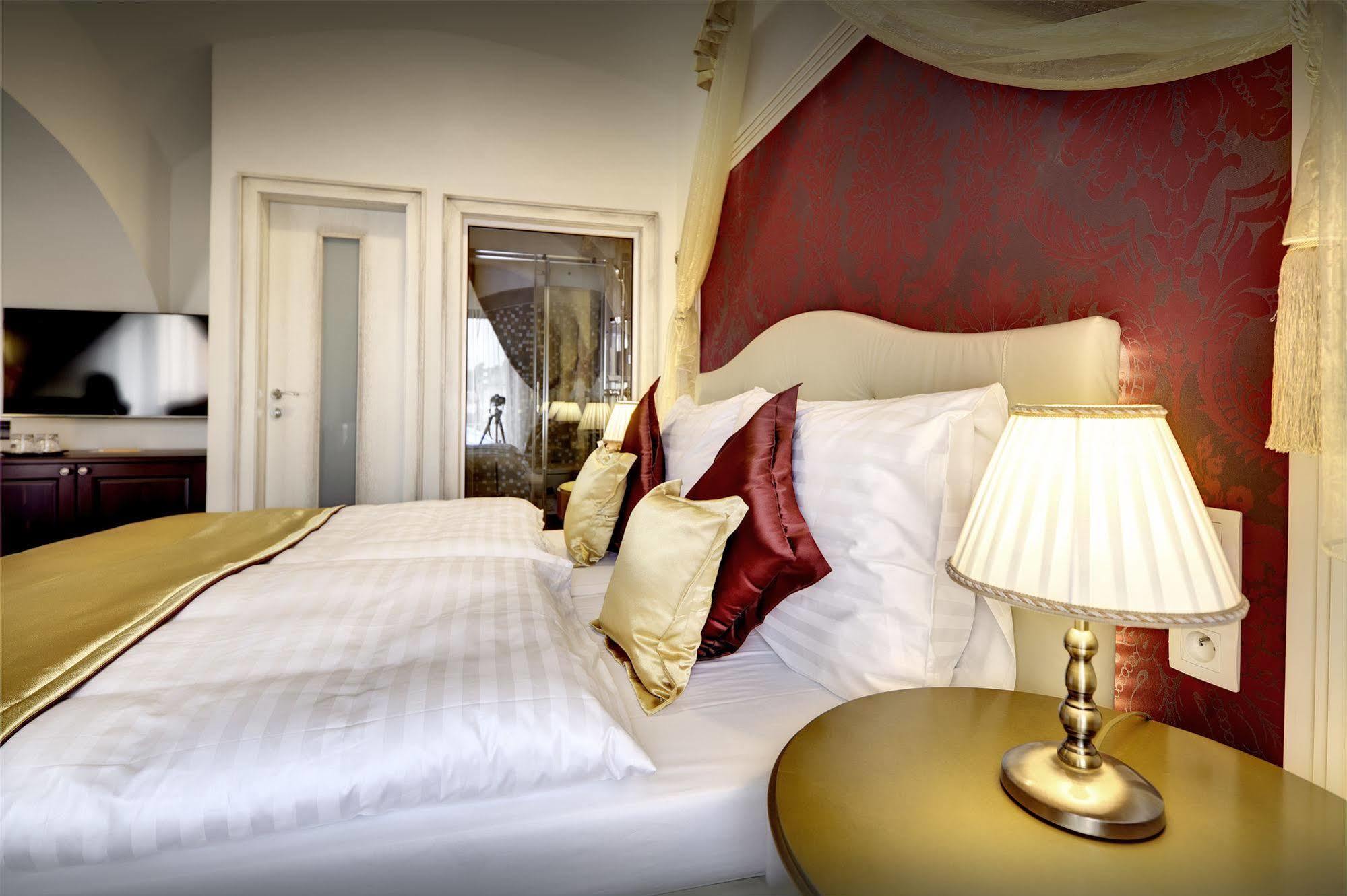 Boutique Hotel Hviezdoslav Kežmarok Esterno foto